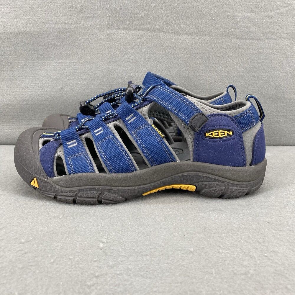 KEEN Sandals Men’s 6 Blue Waterproof Outdoor Hiking Sport Beach Lake Pool Park